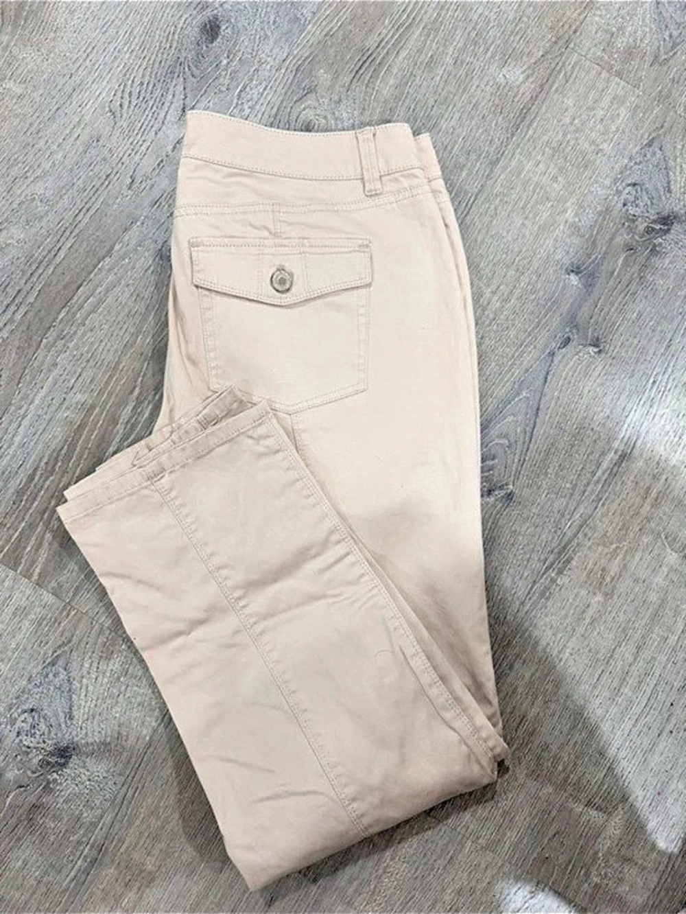 White House Black Market Blanc 112R Slim Ankle Slim Ankle Pants in Cream Size 12